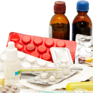 Taking Medications Safely While Breastfeeding