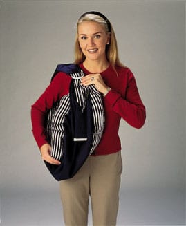 hold babysling by rings adjustment strap in front